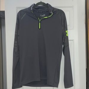 Men’s under Armour pullover